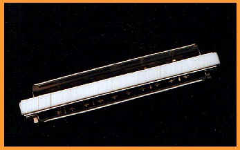 cover4.jpg (24880 �o�C�g)